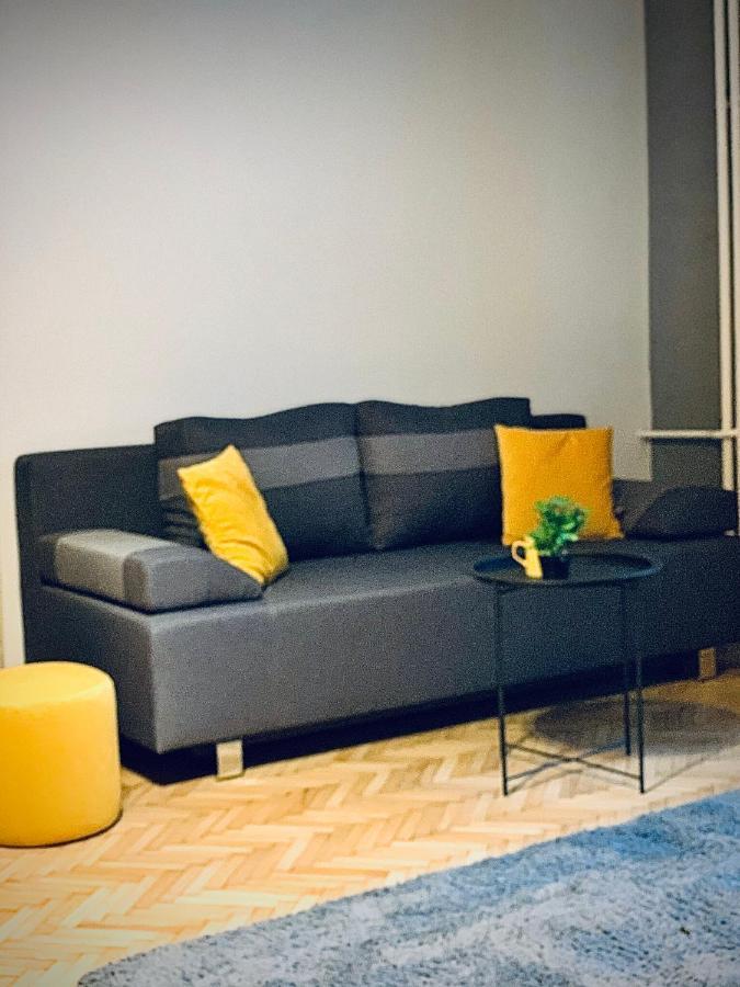 Hostel Sova Novi Sad Eksteriør bilde